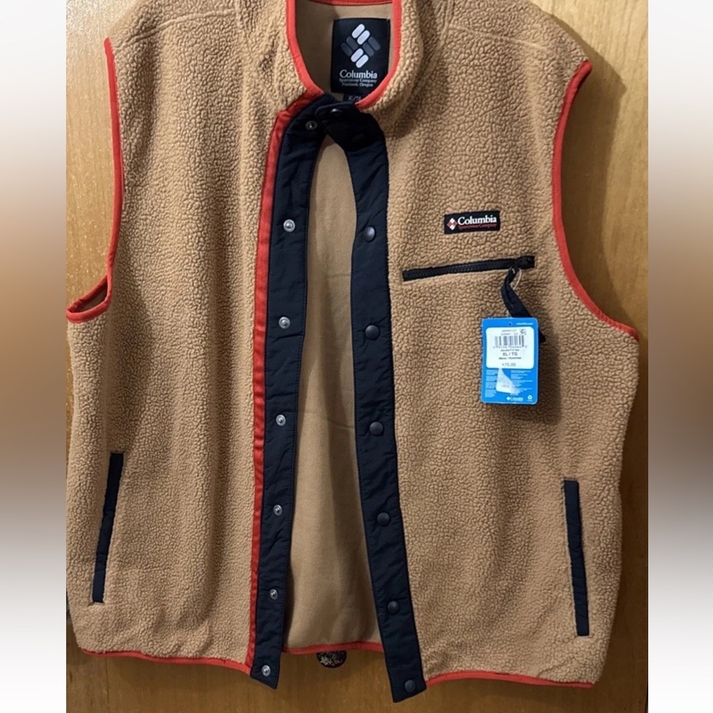 COLUMBIA HELVETIA II SHERPA PILE FLEECE VEST MEN XL CAMEL BROWN Outdoor Warm NWT